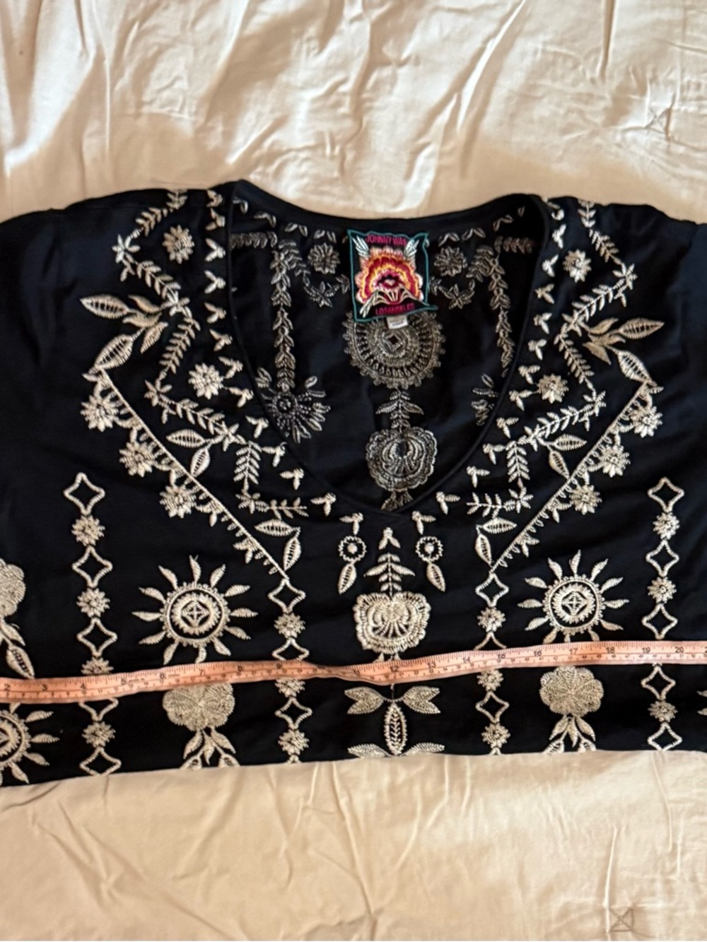 Johnny Was Black Short-Sleeve Tee with Cream Floral Embroidery XL - Picture 5 of 5